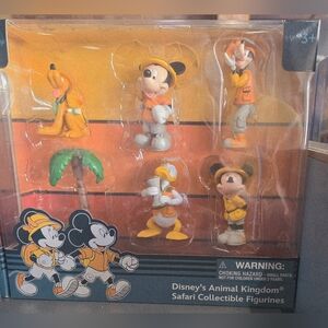 Disney Parks Animal Kingdom Mickey & Friends Safari Collectible Figures Figurine